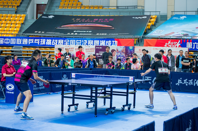 主场以压倒 主场以压倒