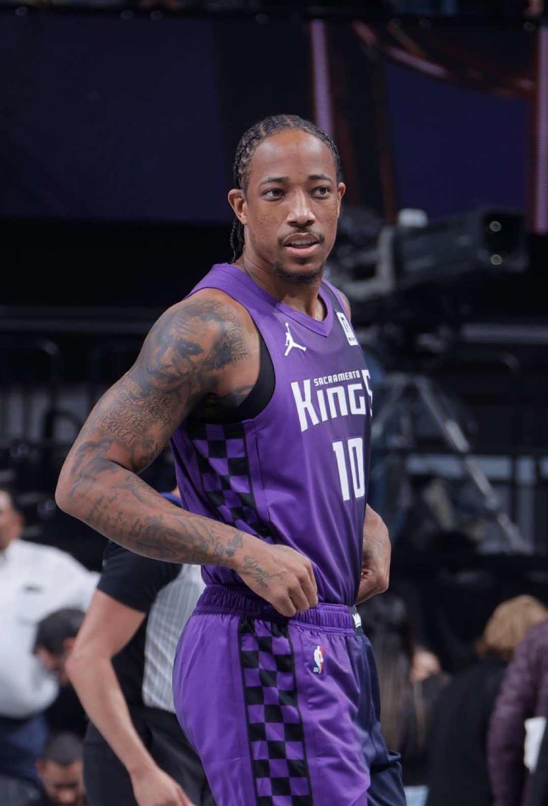 己独到的见 己独到的见