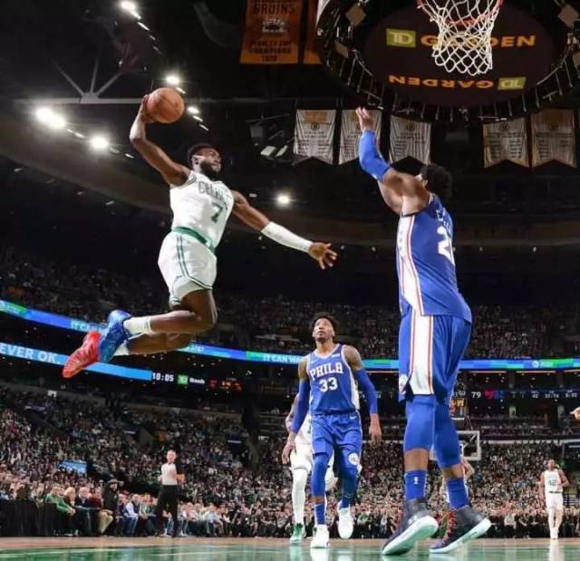 这种传球方 这种传球方