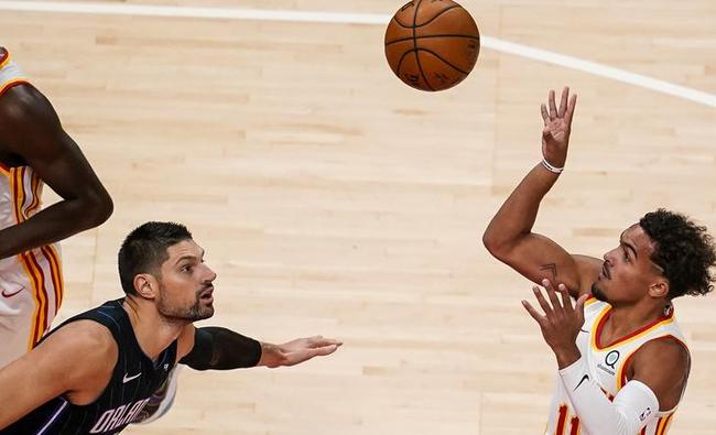 场观众的热 场观众的热